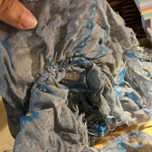 Banana Republic Gray and Blue Frayed Shabby Chic Scarf - like new, 4 ft - Picture 3 of 3